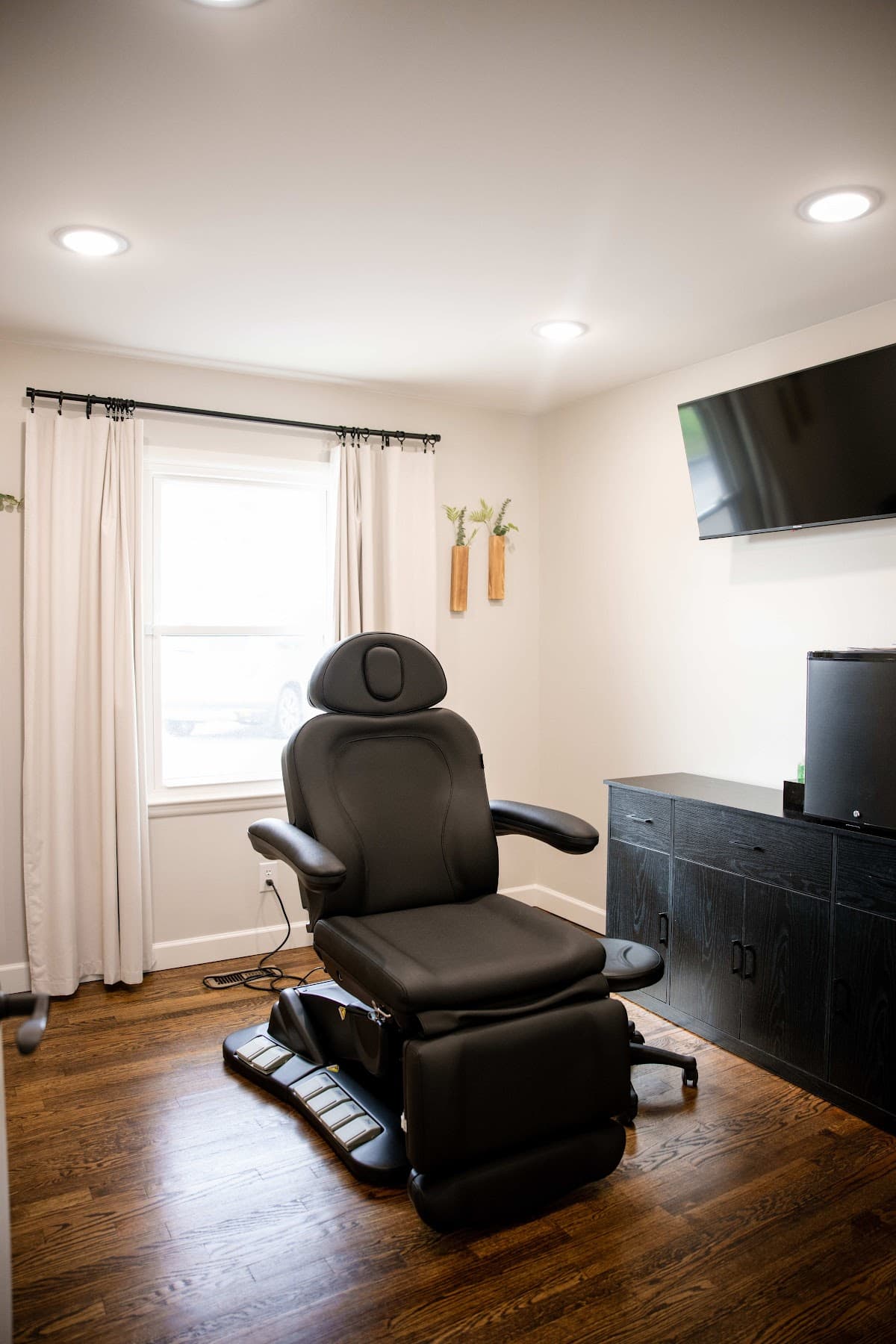 Above and Beyond Aesthetics and Wellness - clinic photo