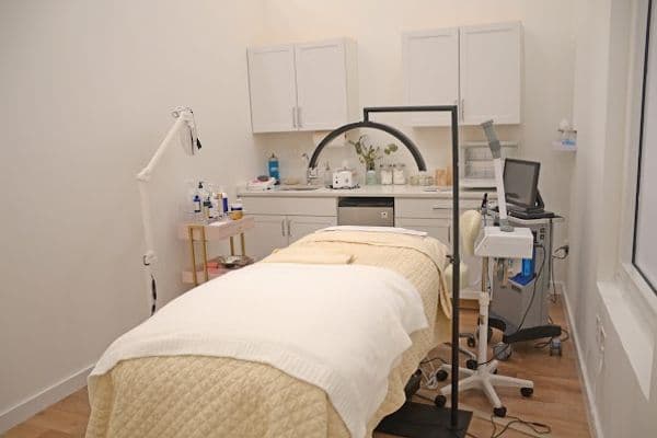 Monarch Esthetics - clinic photo