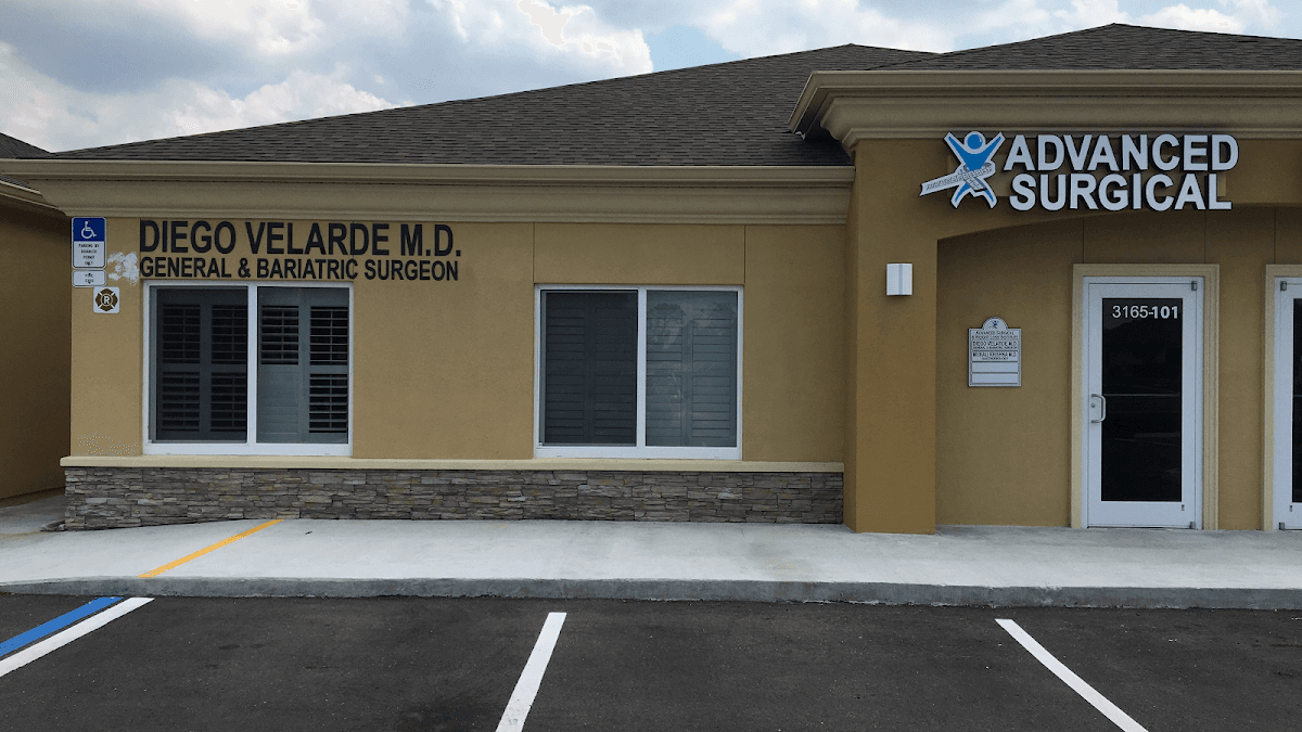 Dr. Diego Velarde, MD, General Surgery, Laparoscopic and Bariatric Surgeon - clinic photo