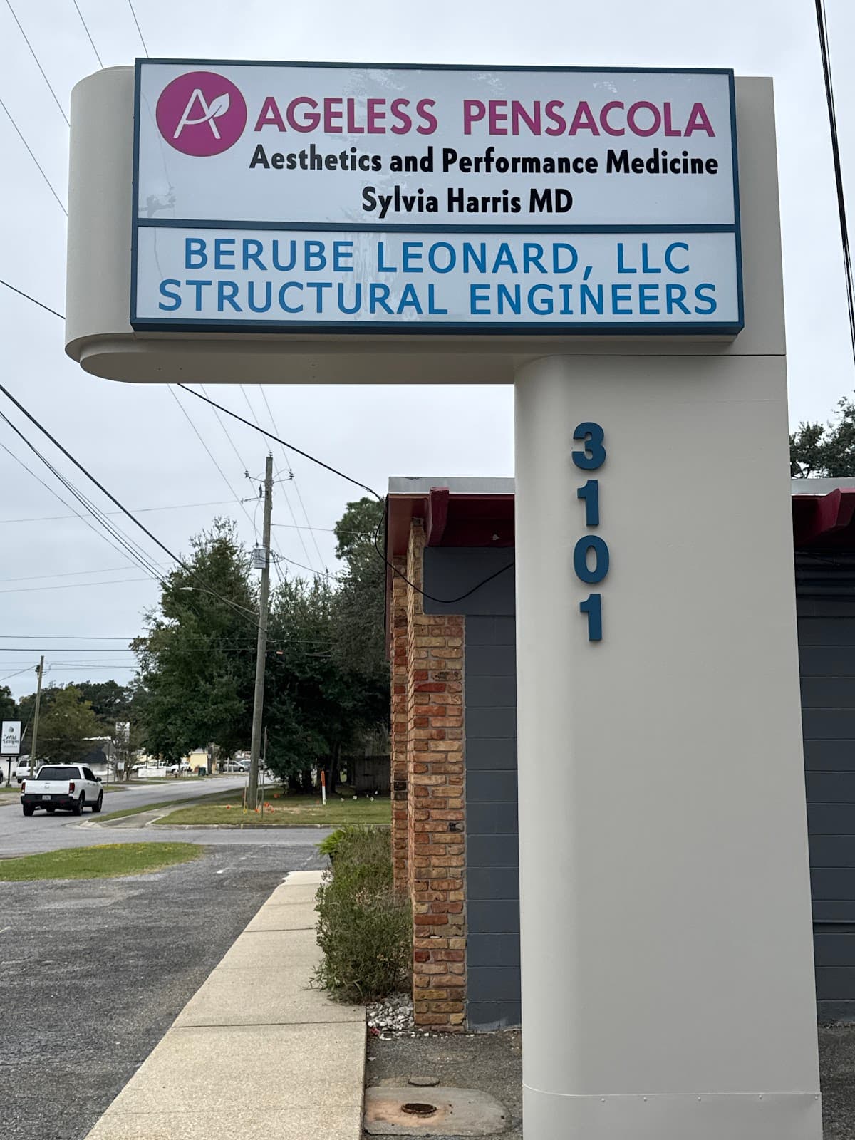 Ageless Pensacola - clinic photo