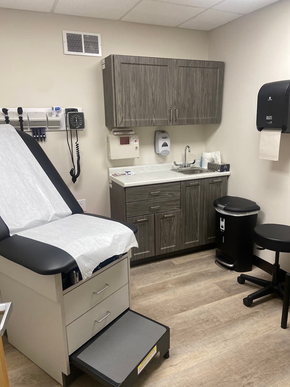 Elite Medical Center - clinic photo