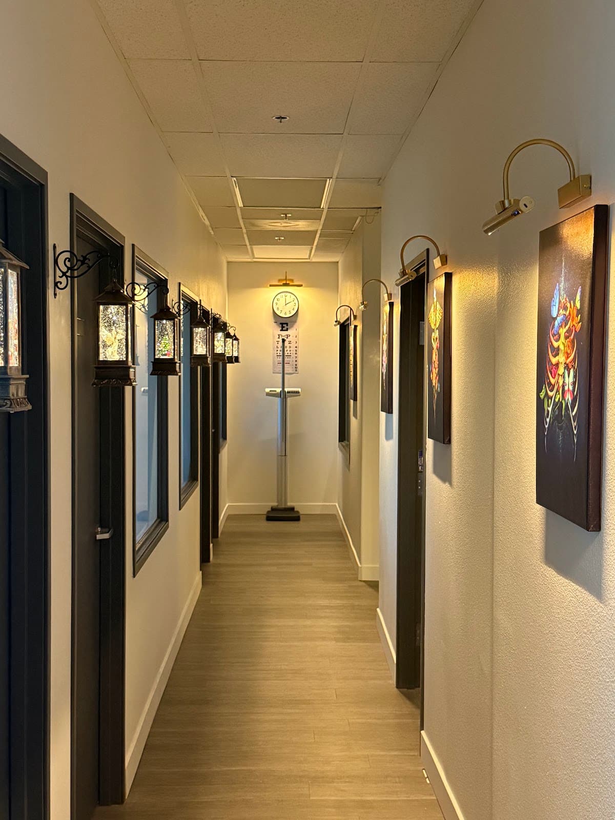 Oasis Medical Group - Primary Care/Internal Medicine - clinic photo