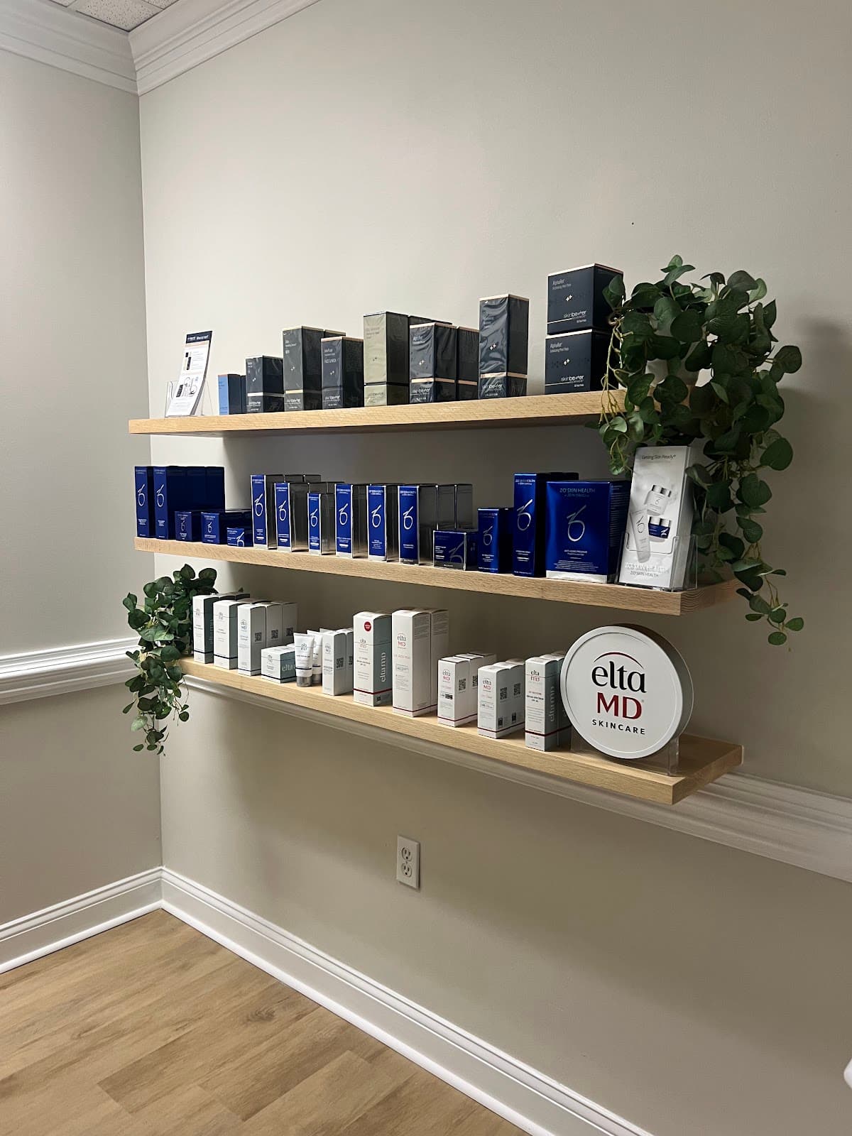 Radiant Wellness & Aesthetics, PLLC - clinic photo